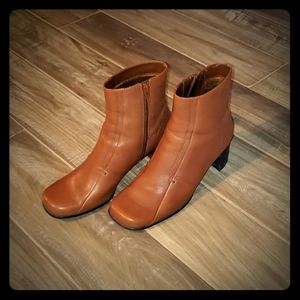 Women's brown leather boots